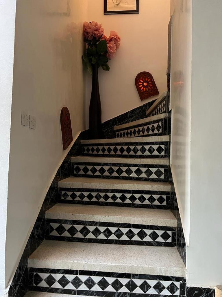 Riad Palmier Fleuri Marrakesh Bagian luar foto